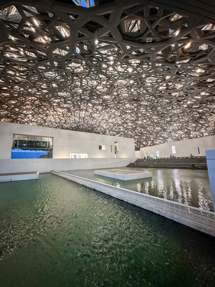 louvre abu dhabi, area esterna