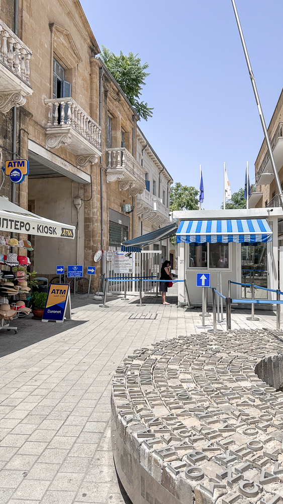 checkpoint di leda street, Nicosia, Cipro