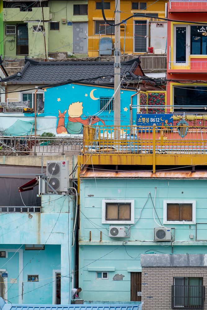 Gamcheon village Busan, dettaglio con murales piccolo principe